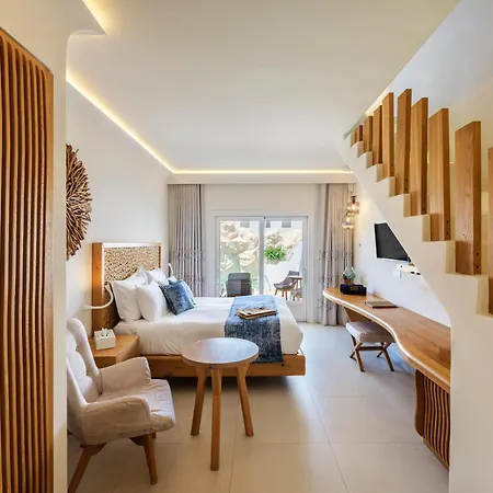 Anax And Hotel 5*